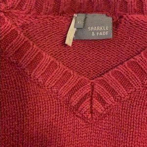 Urban Outfitters- Burgundy cropped sweater